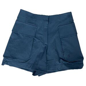 Lululemon Utility Cargo Shorts Women’s 2 Black Nylon Stretch Pocket Logo